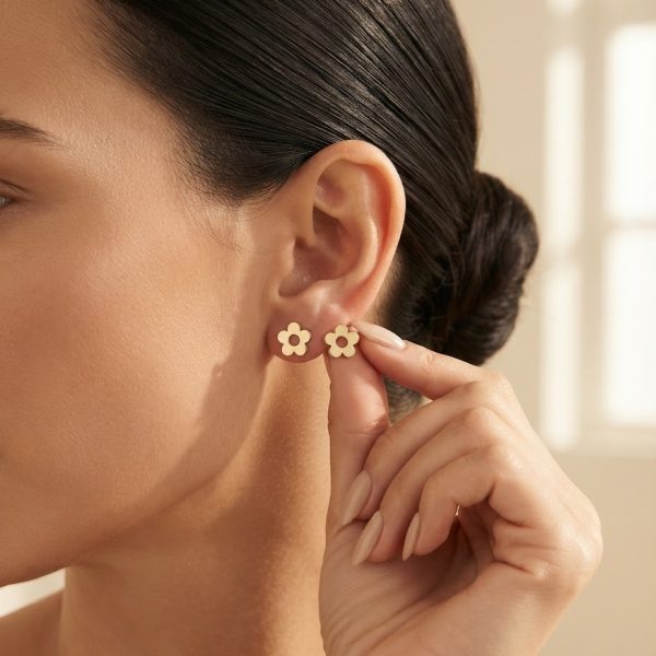 stud-earring-123